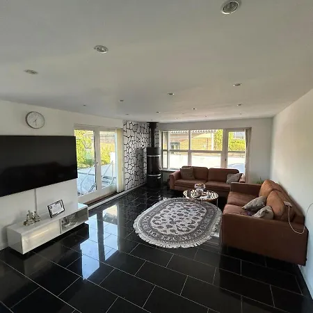 Naer Storcenter Og Slotssobad * Kolding